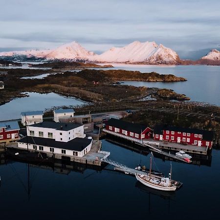 Hotel Solsiden Brygge Rorbuer Ballstad Esterno foto
