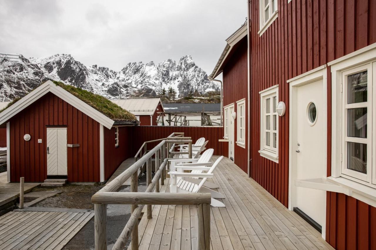Hotel Solsiden Brygge Rorbuer Ballstad Esterno foto