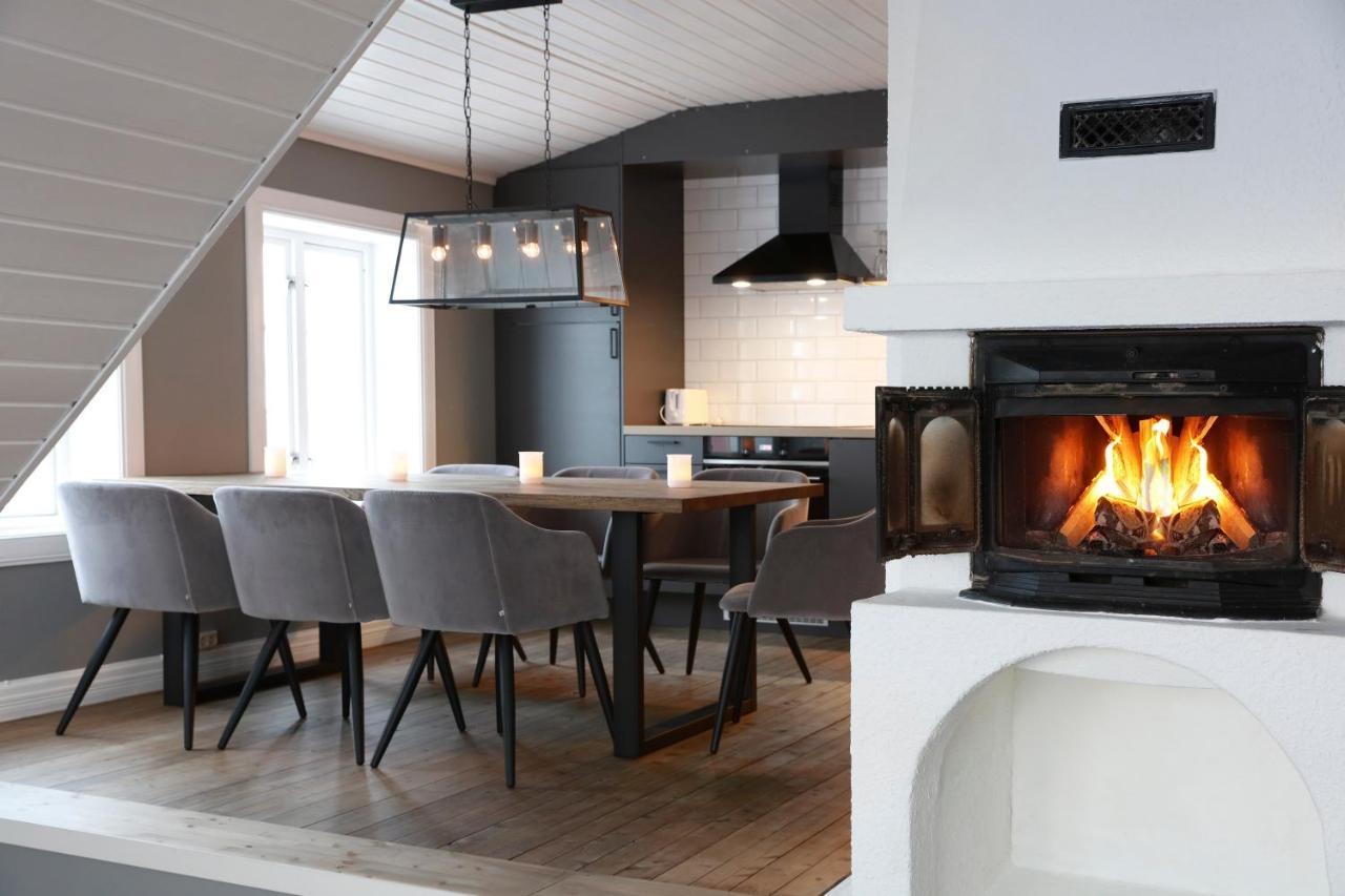Hotel Solsiden Brygge Rorbuer Ballstad Esterno foto